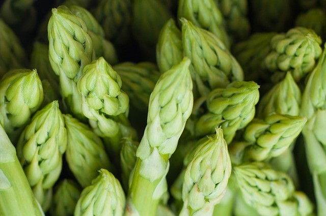 L'asparago aiuta i reni e riduce la cellulite